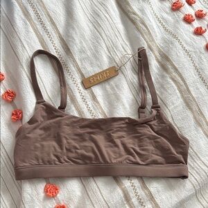 SKIMS Brown Bra with Adjustable Straps and Minimalist Design
